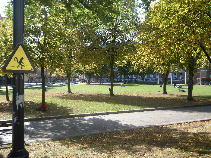E College Green